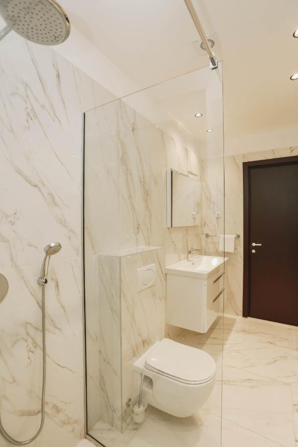 Beachfront Luxury Apartment Budva Eksteriør bilde