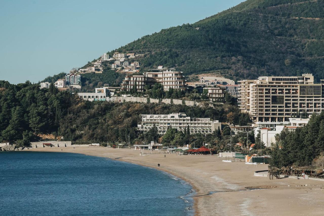 Beachfront Luxury Apartment Budva Eksteriør bilde
