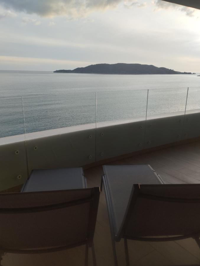 Beachfront Luxury Apartment Budva Eksteriør bilde