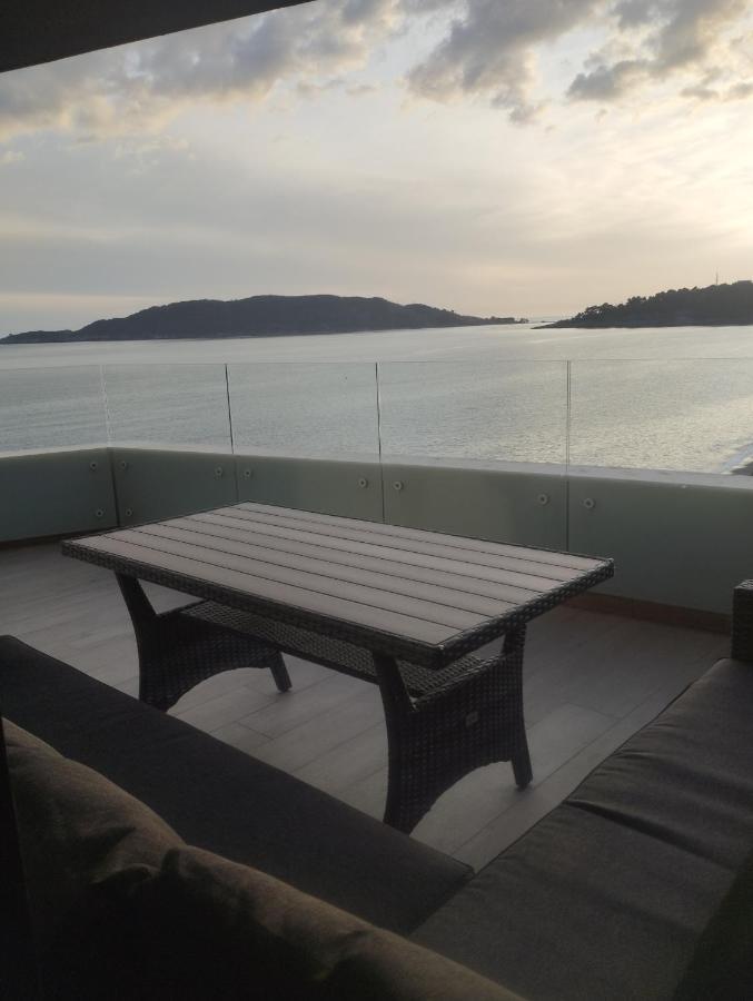 Beachfront Luxury Apartment Budva Eksteriør bilde