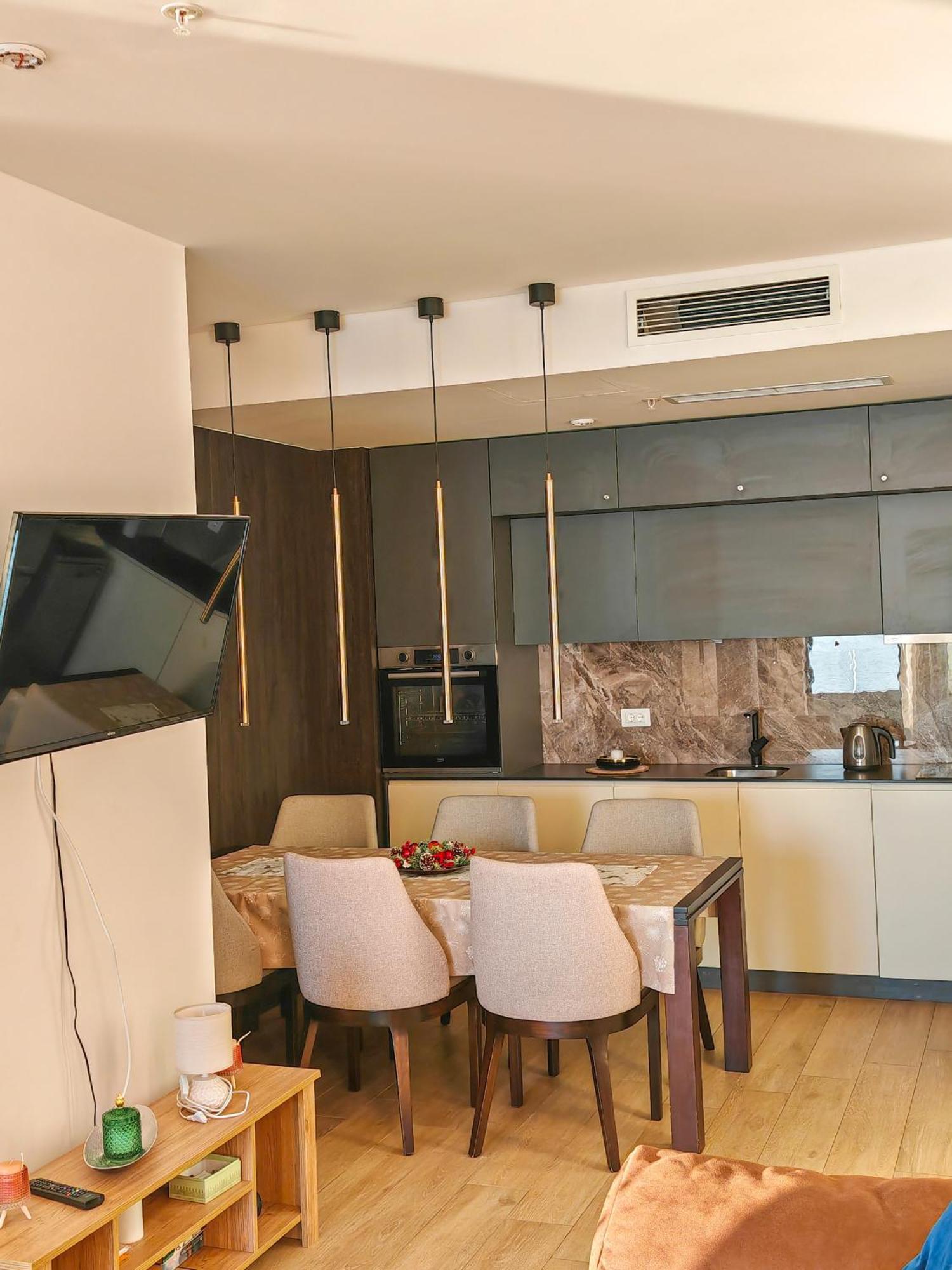 Beachfront Luxury Apartment Budva Eksteriør bilde
