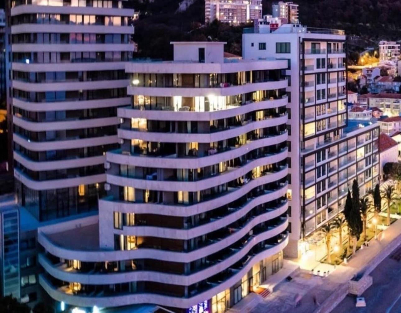 Beachfront Luxury Apartment Budva Eksteriør bilde